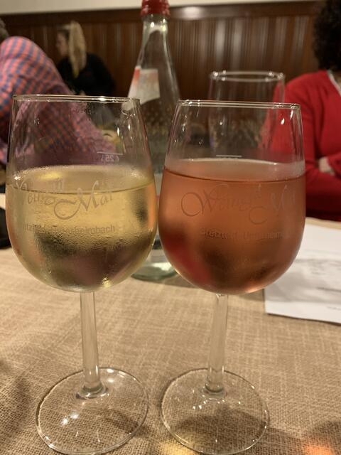 Musikalische Harmonie und Wein: Mitgliederversammlung in Unterheimbach