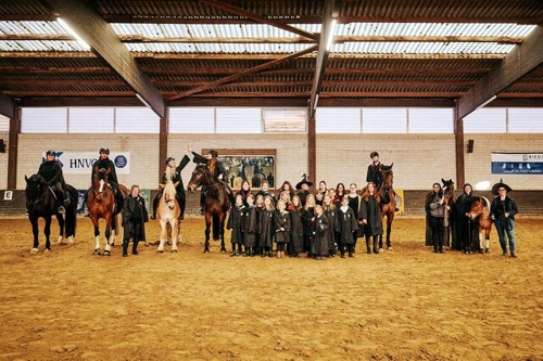 Pferdemarkt Reitshow 2024: Harry Potter Thema begeistert