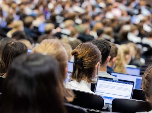Bildungskosten bei der Steuer geltend machen – worauf kommt es dabei an?
