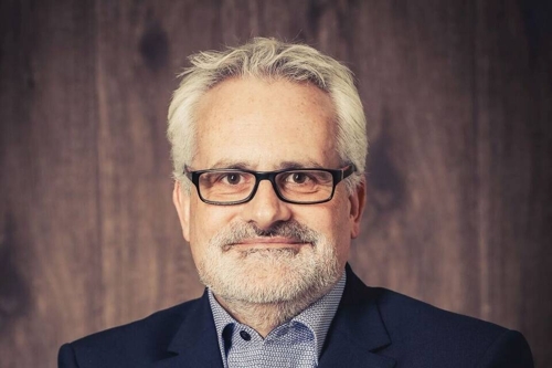 Uwe Ittensohn: Verbindung von Wein und Kultur