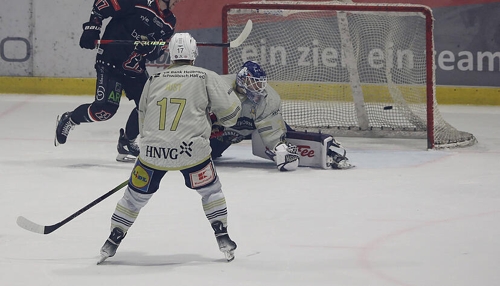 Eishockey: Heilbronner Falken im Playoff-Halbfinale gegen Hannover Scorpions