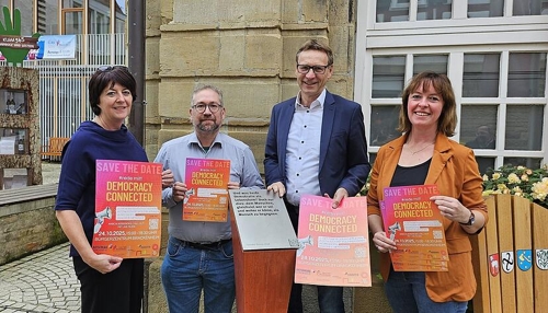 Wie Volkshochschule, Brackenheim und Güglingen junge Menschen für Demokratie begeistern