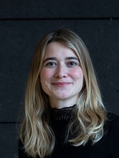 Lea Krug am Digital Desk: Digitale Inhalte für Heilbronn