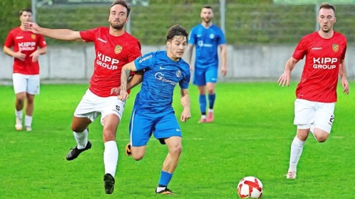 Fußball: Calcio: Calcios Kleinster ganz groß