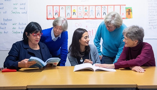 Wichtige Unterstützung: Hausaufgabenbetreuung für jesidische Kinder in Heilbronn