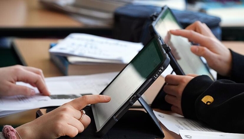 Digitale Bildungsoffensive in Heilbronn: Tablets für Schüler