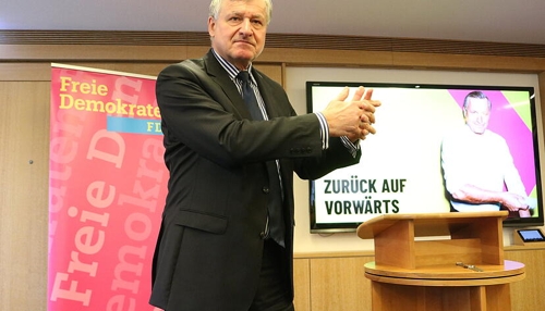 Liberale wollen Bildung und Wirtschaft entfesseln