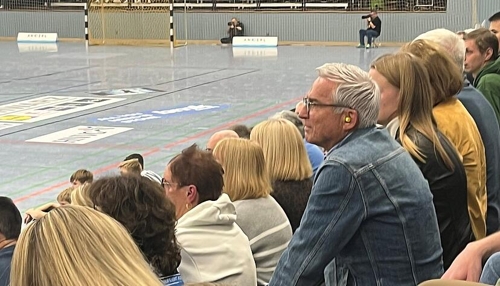 TSB Horkheim gewinnt Handballspiel mit prominenter Unterstützung