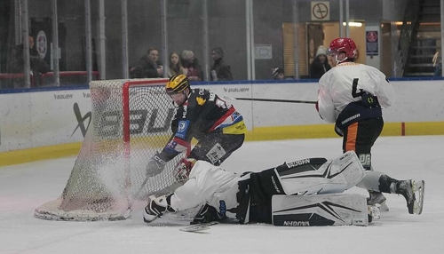 HEC Eisbären vor Playoff-Auftakt gegen Schwenningen