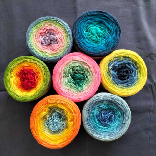 farbenfrohe Farbverlaufsgarne