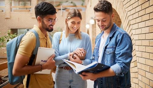 Nicht nur die Noten entscheiden: So kommt man an ein Stipendium