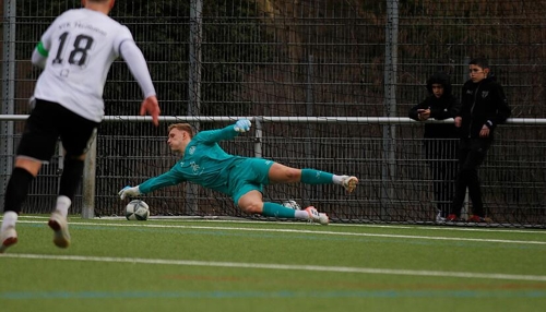 Elfmeterkiller des VfR Heilbronn: Nils Leidenberger im Fokus