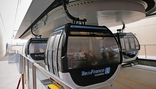 Lehrer treffen sich auf dem Bildungscampus zu einer neuen Runde bei der AIM