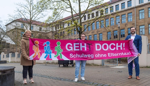 Dammgrundschule Heilbronn: Banner-Aktion der Verkehrswacht